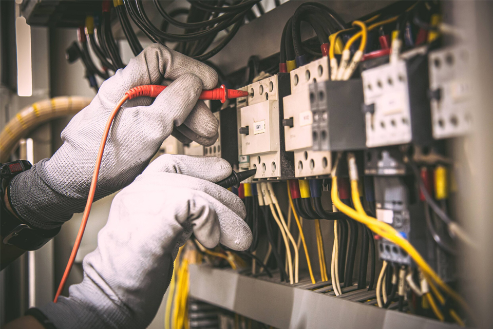 Commercial Electricians